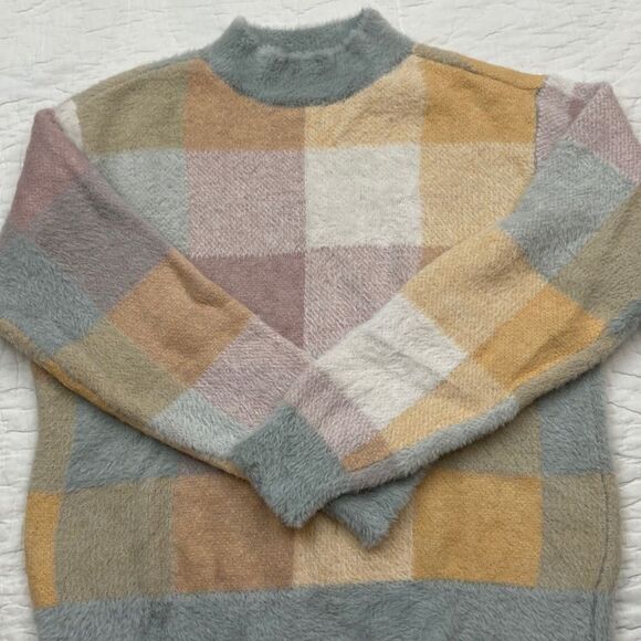 Ann Taylor Sweaters - Ann Taylor Color Block Fuzzy Sweater size Medium